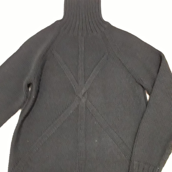 Black Turtleneck Sweater,  M - Picture 1 of 5